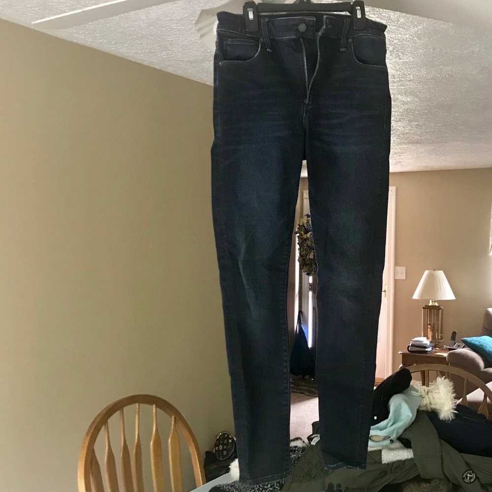 Abercrombie & Fitch Super High Waisted Jeans